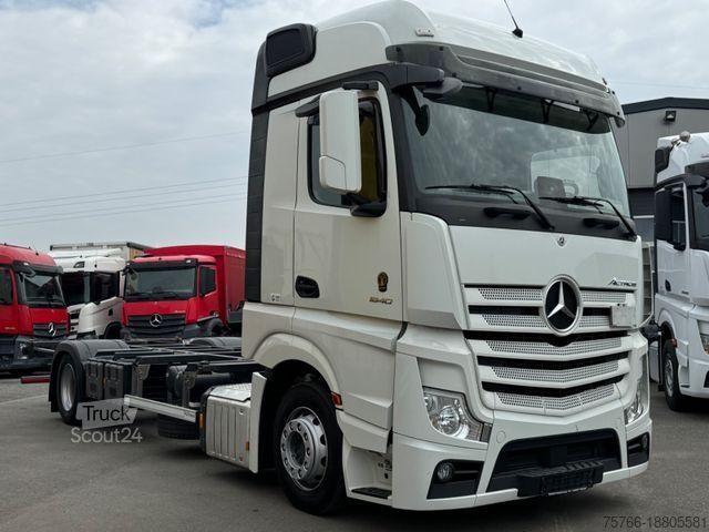 Kravas automašīnas šasija MERCEDES-BENZ ACTROS 1840 / RETARDER / NAVI