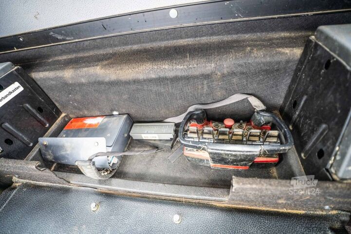 Camião basculante com grua MERCEDES ACTROS 2636 K - PK 16502