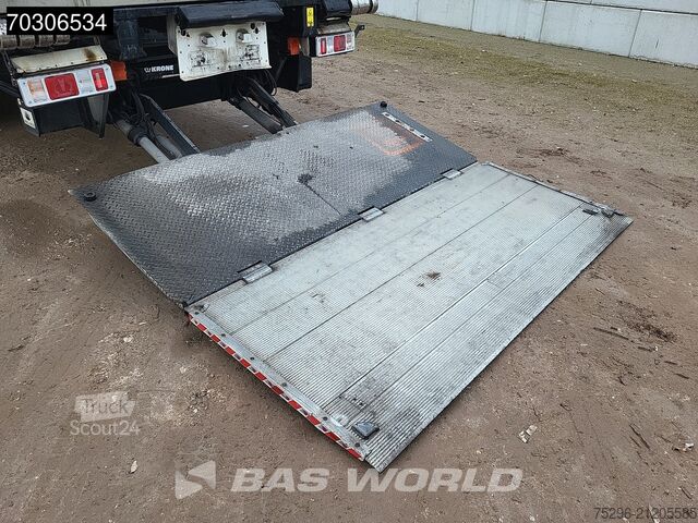 Μεταφορά σε ψύξη/κατάψυξη Krone SD 3 axles Tailgate Lifting Axle