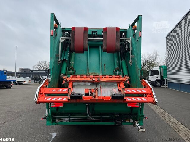 Veículo de recolha de resíduos Scania P 320 Euro 6 Garbage truck 25m³ Just 134.168  km!