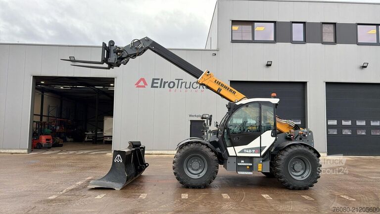 Carregador telescópico Liebherr T42-7S (INCL BUCKET / BE MACHINE / LIKE NEW / 7...