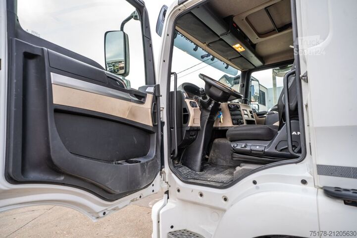 Plataforma de carga MAN TGM 18.320 BB+ATLAS 16 T/m+3EXT