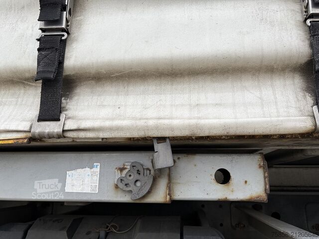 Chassis intercambiável com plataforma e lona Krone Jumbo 7,82m 3m hoch Hubdach + Edscha