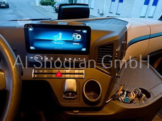 Padrão-SZM Mercedes-Benz Actros 5 / 1845 StreamSpace / 2 x Tank / Eu6d