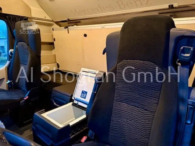 Padrão-SZM Mercedes-Benz Actros 5 / 1845 StreamSpace / 2 x Tank / Eu6d