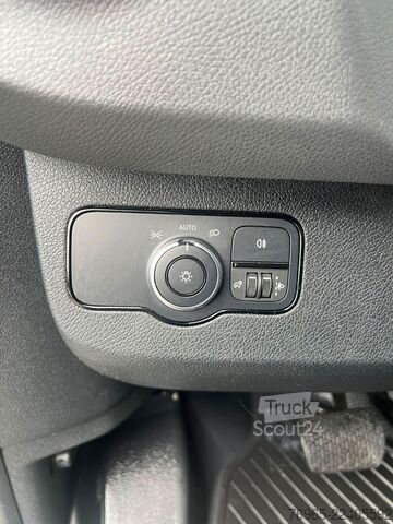 Umpikorja-auto MERCEDES-BENZ Sprinter 315 9G-TR HOCH+LANG KLIMA 3-SITZ KAMERA