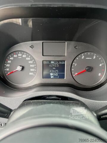 Umpikorja-auto MERCEDES-BENZ Sprinter 315 9G-TR HOCH+LANG KLIMA 3-SITZ KAMERA