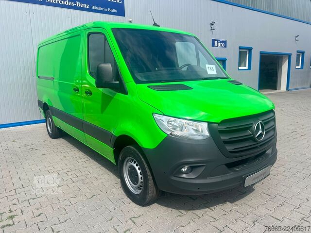 Skåpbil MERCEDES-BENZ SPRINTER 317 LANG 9G-TRONIC TOTWINKEL 360°KAMERA