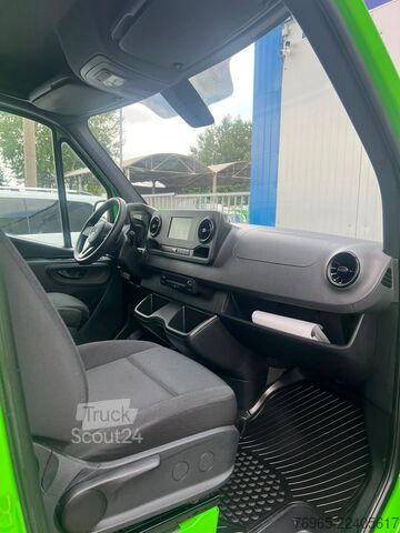Skåpbil MERCEDES-BENZ SPRINTER 317 LANG 9G-TRONIC TOTWINKEL 360°KAMERA
