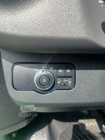 Skåpbil MERCEDES-BENZ SPRINTER 317 LANG 9G-TRONIC TOTWINKEL 360°KAMERA