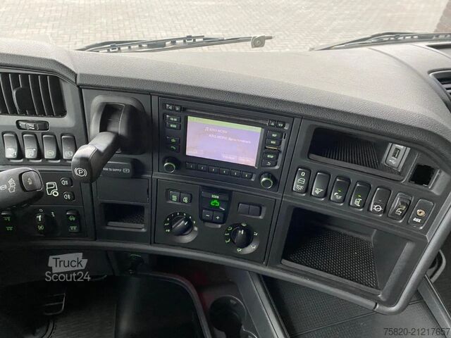 Darus teherautó Scania R560 V8 8X2 TREKKER/BAKWAGEN + HIAB 477E-8 HIPR...