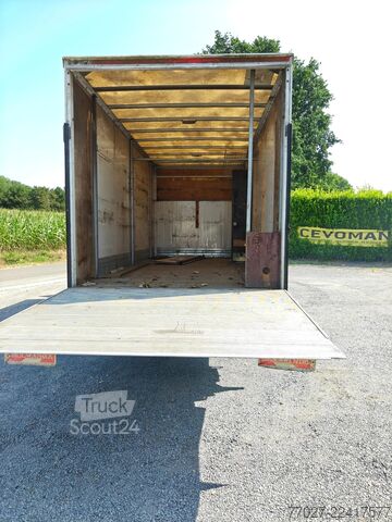 Resväska Renault Midlum 180 boxtruck / servicetruck euro 5