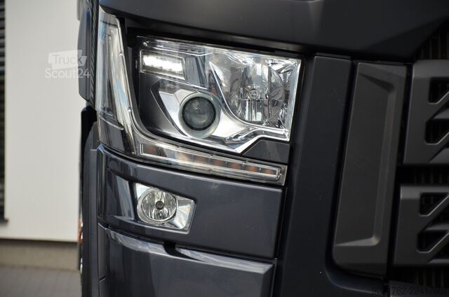 Standarta vilcējs Renault T 520 HIGH / 2021r / KLIMA P. XENON /LED/ALUSY/ACC/SKÓRY/NAVI/DE/7333