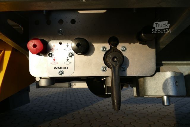 Lavtloader trailer MÜLLER-MITTELTAL 18 t. Kombi Abroller Absetzer Tieflader, Luft