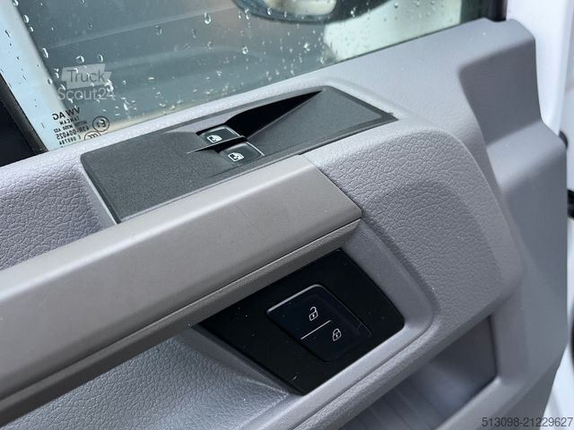 Furgoneta caja VOLKSWAGEN CRAFTER KOFFER LBW+PORTALTÜR KAMERA KLIMA NAVI