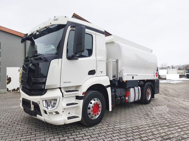 Автоцистерна Mercedes-Benz Antos 1843 L 4x2 Antos 1843 L 4x2, Retarder, Navi, Lindner & Fischer, 2 Kammern, ca. 14300l