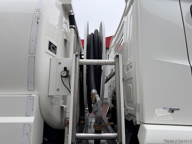 Автоцистерна Mercedes-Benz Antos 1843 L 4x2 Antos 1843 L 4x2, Retarder, Navi, Lindner & Fischer, 2 Kammern, ca. 14300l