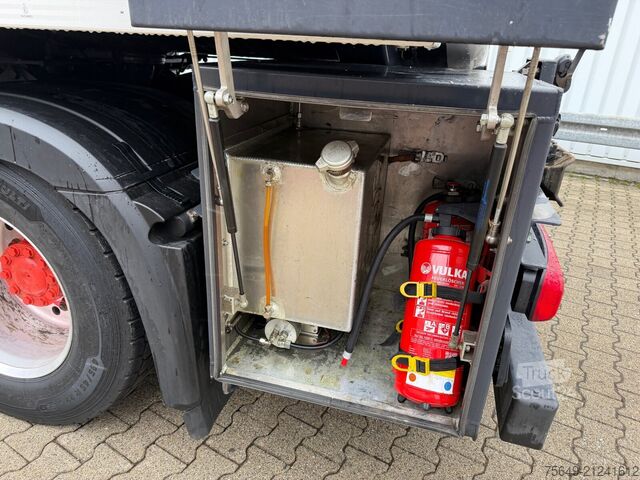 Автоцистерна Mercedes-Benz Antos 1843 L 4x2 Antos 1843 L 4x2, Retarder, Navi, Lindner & Fischer, 2 Kammern, ca. 14300l