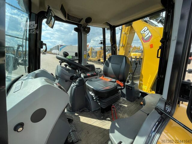Combinação escavadora/carregador Caterpillar 424