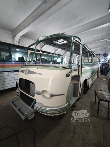 Távolsági autóbusz SETRA Kässbohrer Setra S 6, S 7, S 9 , S 10Oldtimerbus