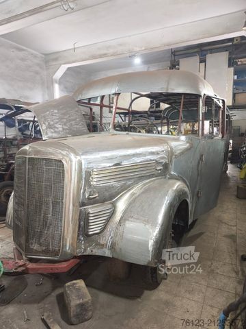 Távolsági autóbusz SETRA Kässbohrer Setra S 6, S 7, S 9 , S 10Oldtimerbus