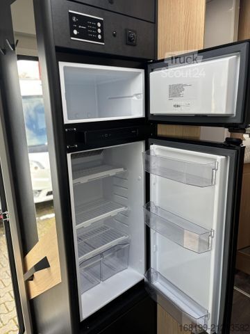 Semi-integrated camper SUNLIGHT Adventure T 68C Fiat