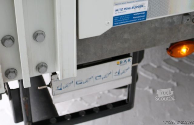 Фургон с брезентова завеса FUSO 7C18 Pritsche + Plane + LBW + Klima nur 57tkm