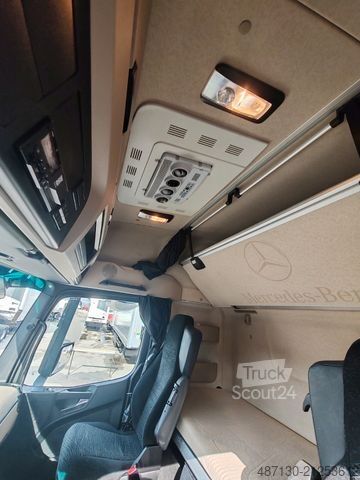 Standardni vlačilec MERCEDES-BENZ ACTROS 1851