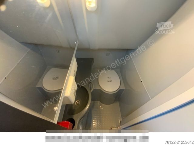 Autocar MERCEDES-BENZ Travego/RHD-M/55Sitze/Tourismo/Brandschaden