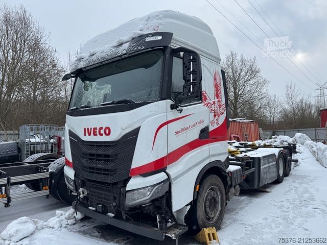 Wechselfahrgestell LKW IVECO IVECO S-Way AS 260 damaged Intarder