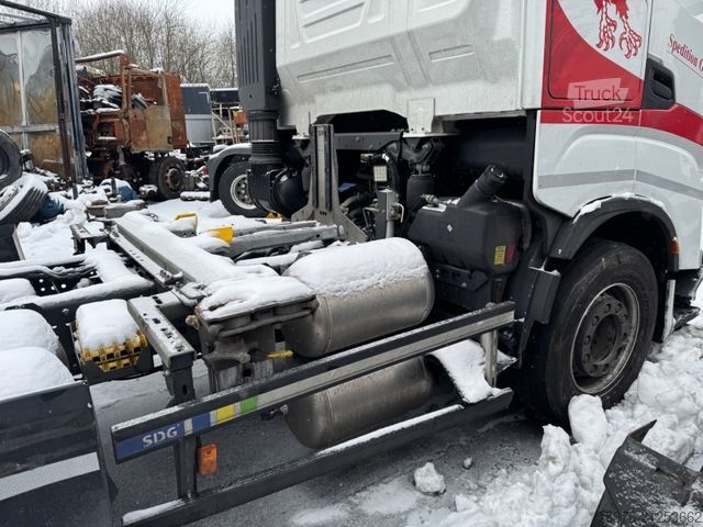 Wechselfahrgestell LKW IVECO IVECO S-Way AS 260 damaged Intarder