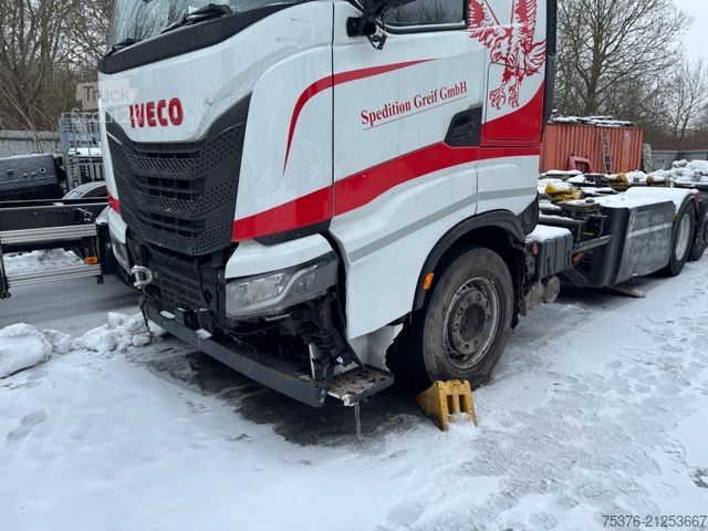 Wechselfahrgestell LKW IVECO IVECO S-Way AS 260 damaged Intarder
