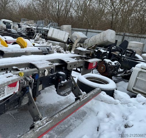 Wechselfahrgestell LKW IVECO IVECO S-Way AS 260 damaged Intarder