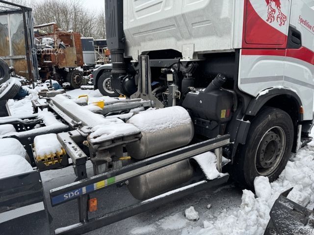 Wechselfahrgestell LKW IVECO IVECO S-Way AS 260 damaged Intarder