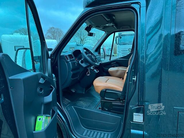 Тваринозавозник RENAULT Master STX 5 Sitzer  Standard Nur 4102 KM