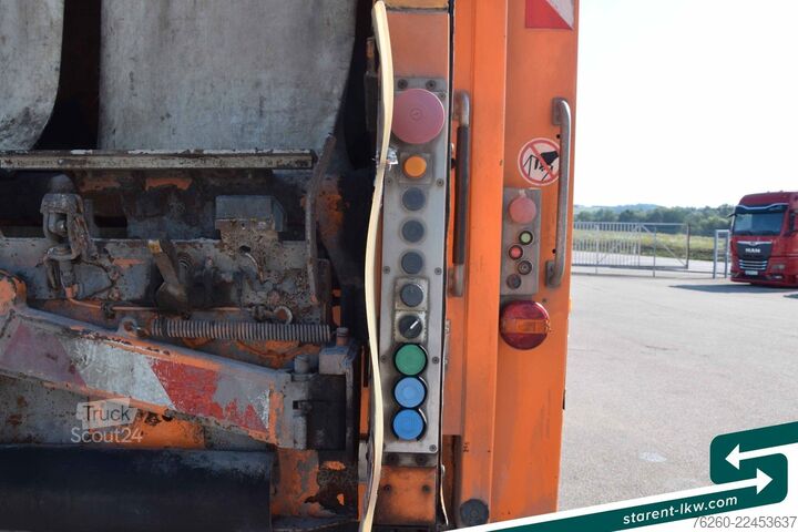 Müllwagen SCANIA G320 FAUN Rotopress Aufbau Lenk- + Lifta. Retard
