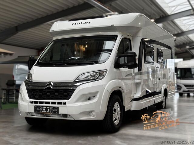 Polointegrovaný karavan HOBBY Optima OnTour T65 FL SAT TV Fahrradträger Solar