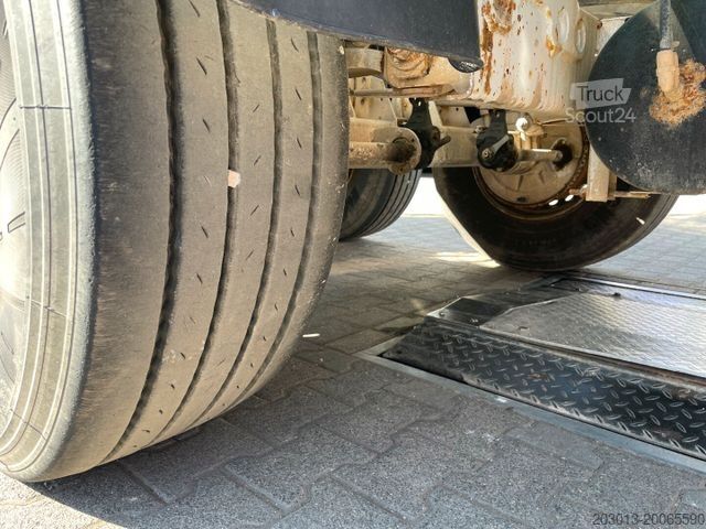 Semitrailer Betonmischer-Auflieger Intermix 12 m³ mit Motor