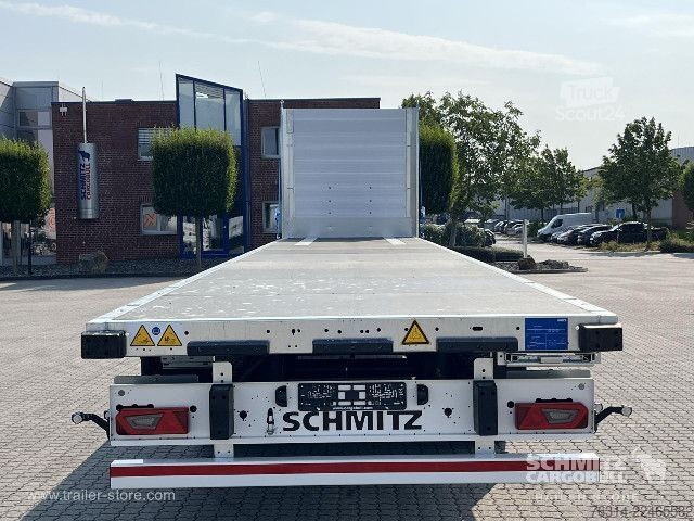 Polpriklopnik s ploščadjo Schmitz Cargobull Plateau Standard