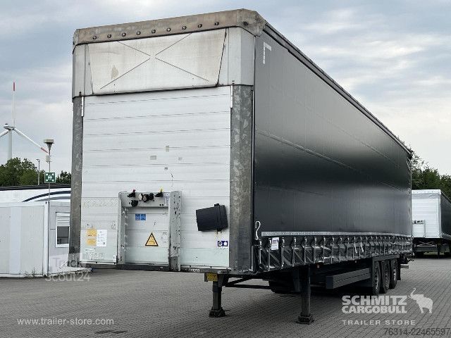 Atvērta puspiekabe ar tentu Schmitz Cargobull Curtainsider Mega Getränke