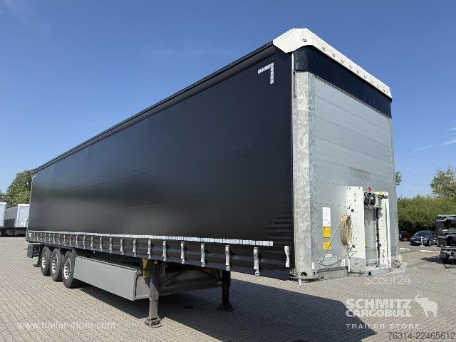 Odprta polprikolica s ponjavo Schmitz Cargobull Curtainsider Standard Getränke