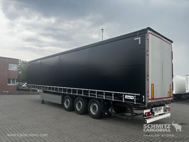 Odprta polprikolica s ponjavo Schmitz Cargobull Curtainsider Standard Getränke
