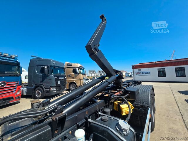 Φορτηγό γερανός roll-off MAN TGA 26.440 * ABROLLKIPPER * BLATT * KLIMA *
