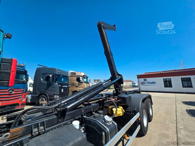 Φορτηγό γερανός roll-off MAN TGA 26.440 * ABROLLKIPPER * BLATT * KLIMA *
