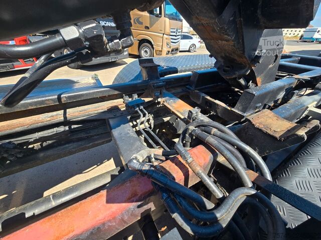 Φορτηγό γερανός roll-off MAN TGA 26.440 * ABROLLKIPPER * BLATT * KLIMA *