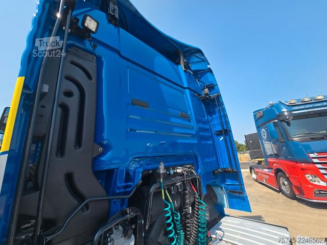 وحدة جرار قياسية MAN TGX 18.510 *ACC*2X TANK * RETARDER*1.HAND