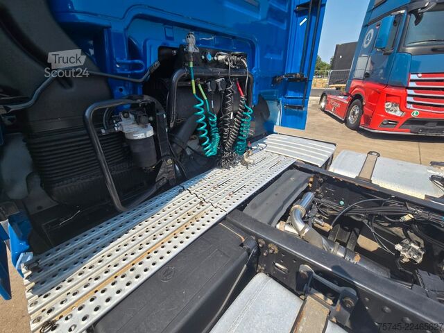 وحدة جرار قياسية MAN TGX 18.510 *ACC*2X TANK * RETARDER*1.HAND
