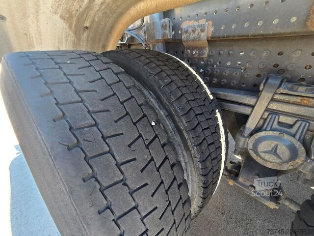 شاحنة قلّابة بذراع تحميل متحرك MERCEDES-BENZ AROCS 3245 * ABROLLKIPPER * VDL * BLATT *  KLIMA