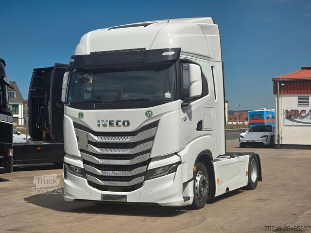 Standardowy ciągnik siodłowy IVECO S-WAY 530 * RETARDER * 2 X TANK * ACC * WENIG KM