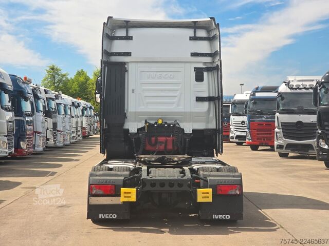 Standardowy ciągnik siodłowy IVECO S-WAY 530 * RETARDER * 2 X TANK * ACC * WENIG KM